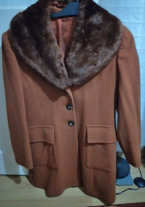 4 Casacos  3 do Corte Inglês e 1 da Buddha-Tam. 42