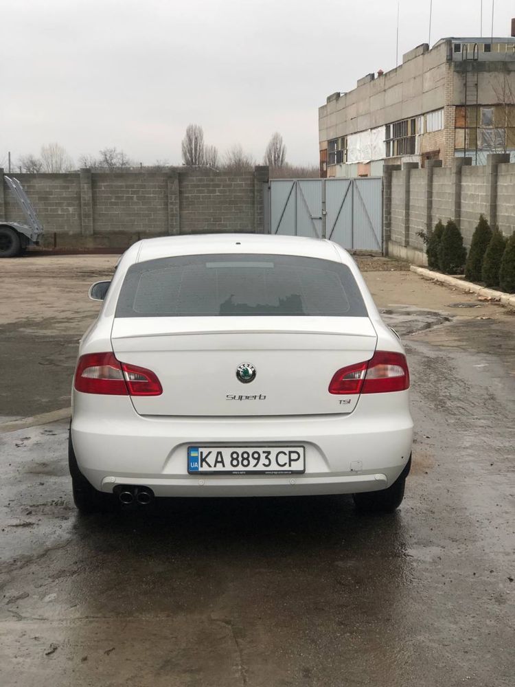 Продам SKODA superb