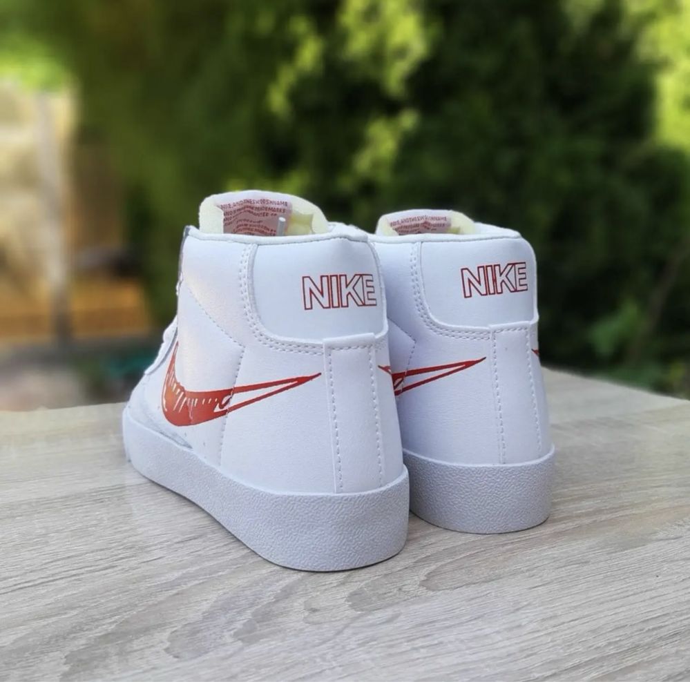 Кросівки Nike Blazer Mid Білі з червоним високі модні кеди блезер