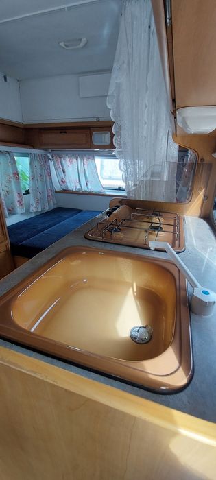 Караван кемпінги будинок на колесах кемпінг автодом