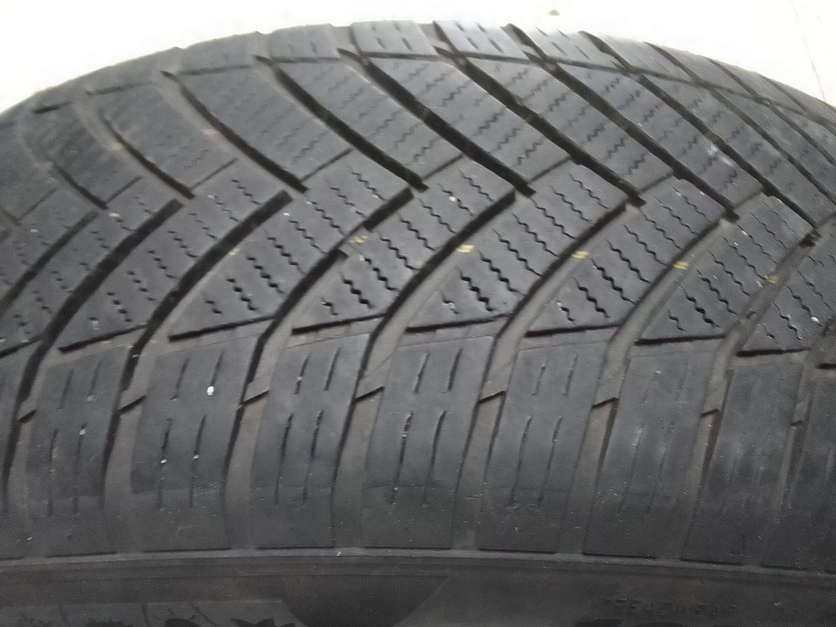 Opona wielosezonowa 185/65r15 IMPERIAL 2020r