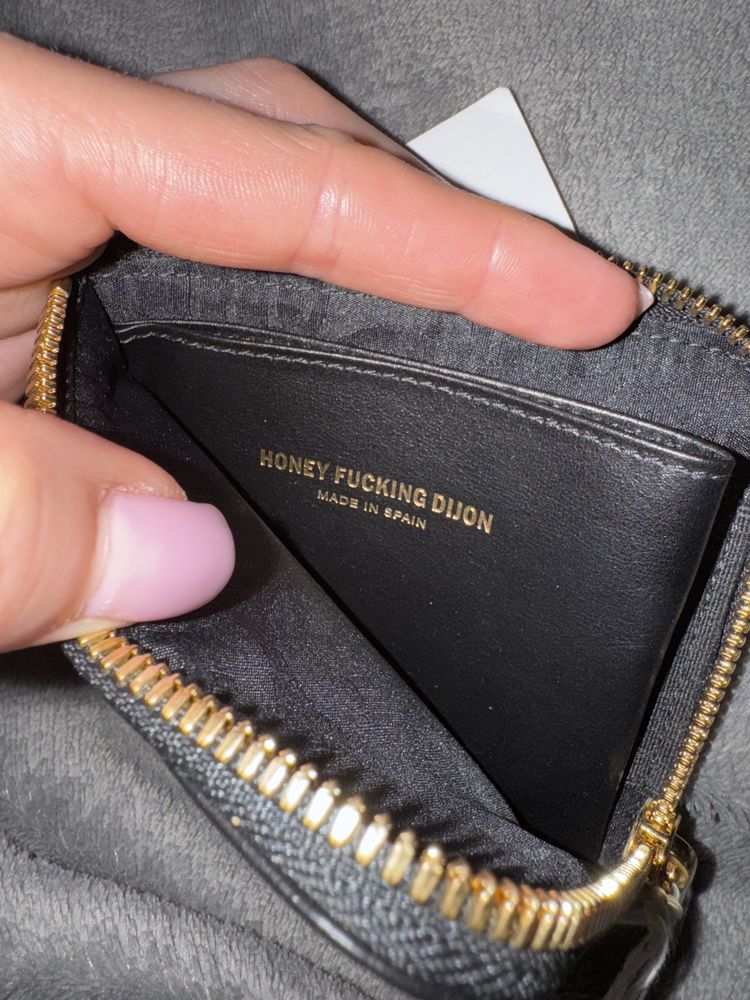 Portfel skórzany czarny Honey Fucking Dijon unisex nowy