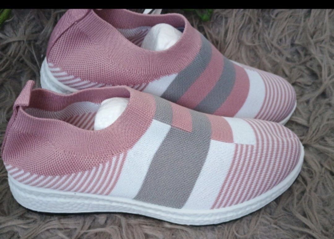 Buty damskie sportowe skarpetkowe r. 37