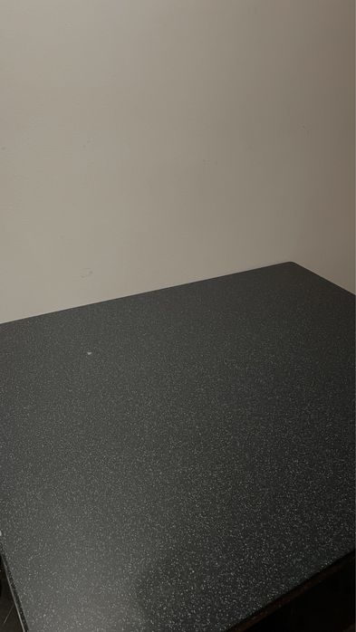 Столешница из акрилового камня