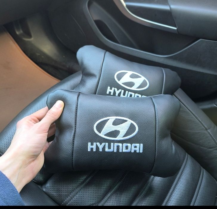 Шкіряні подушки на підголовник