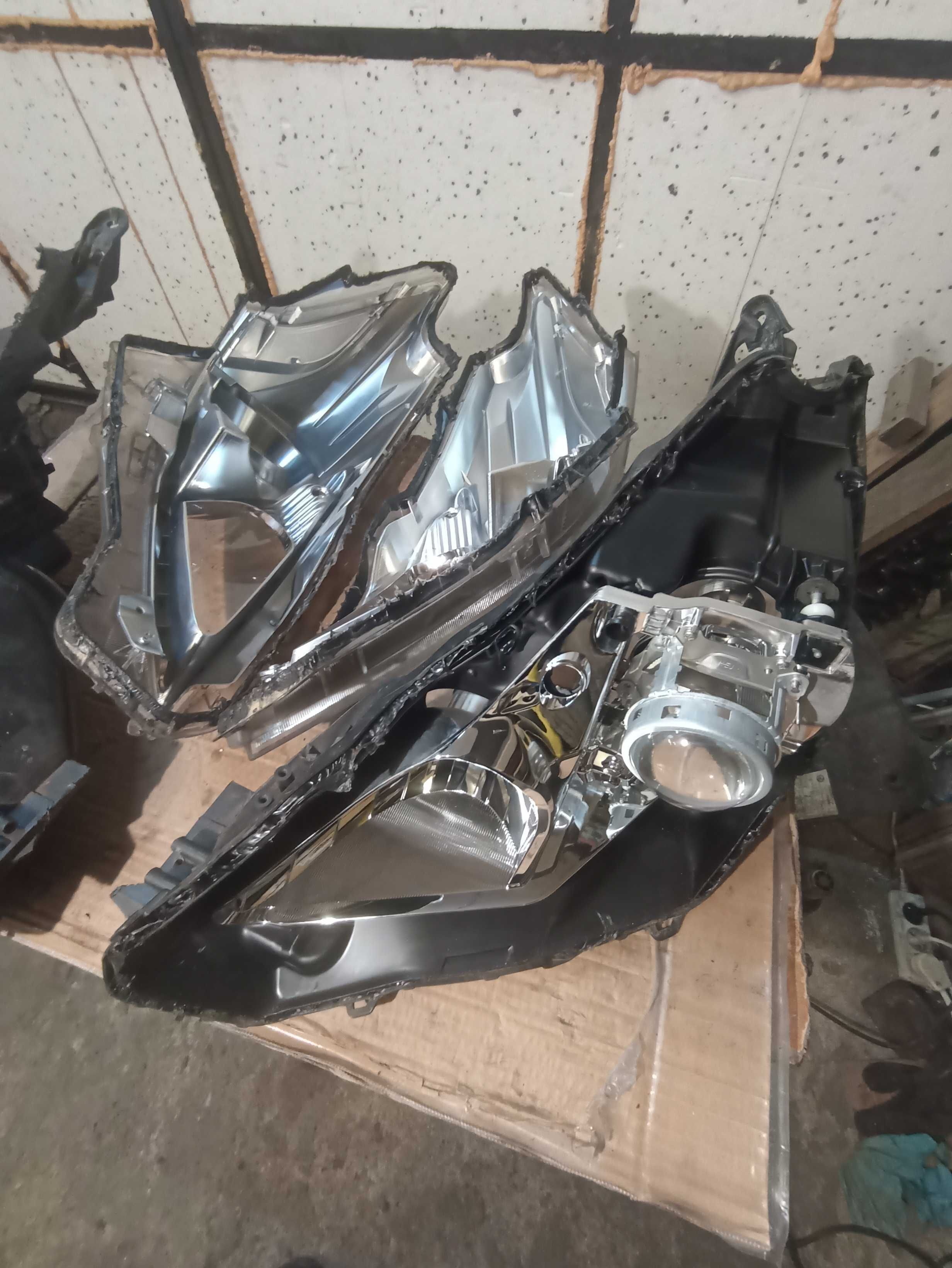 reflektor lampa regeneracja ремонт фар установка лэд линз Prius Plus +