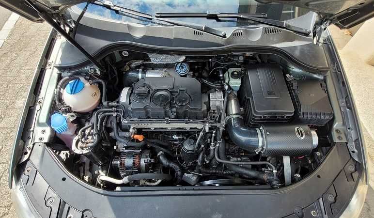 Volkswagen Passat B6 300km 600nm sleeper