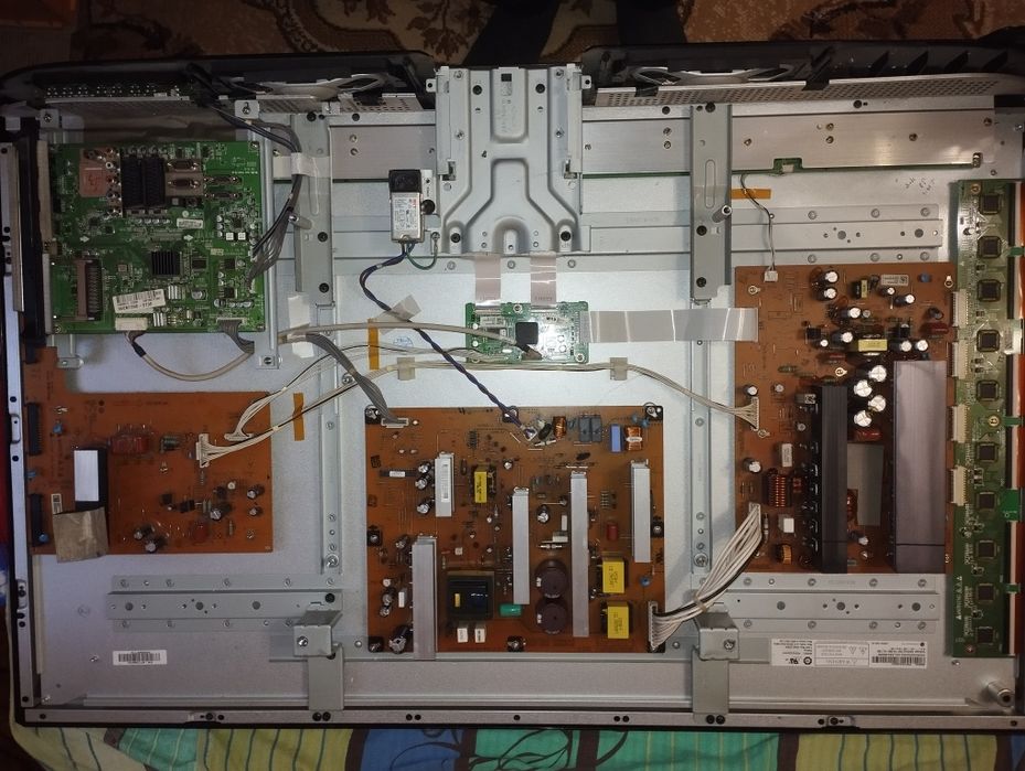 ТB, LG,42,PQ,2000-za