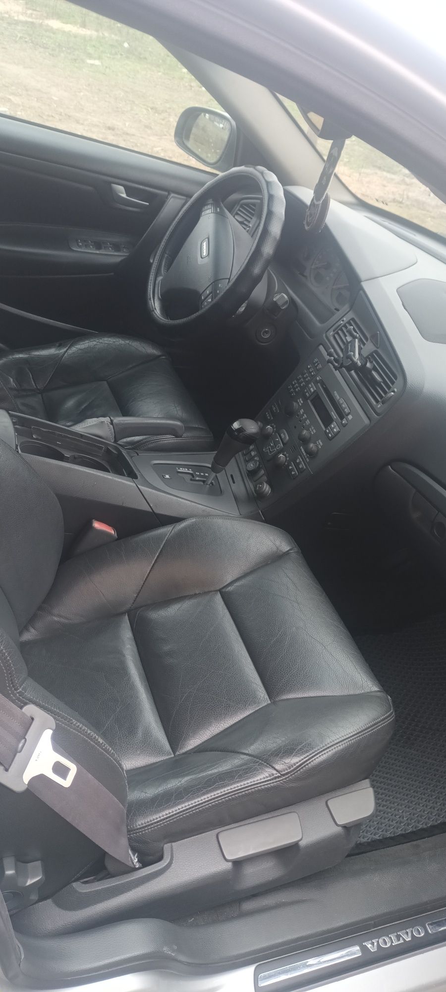 Продам Volvo S60 2.4T