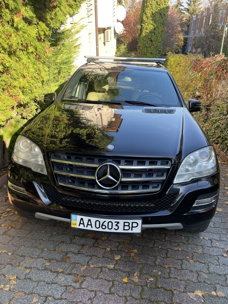 Продаю Мерседес ML 350 CDI, 2011р.