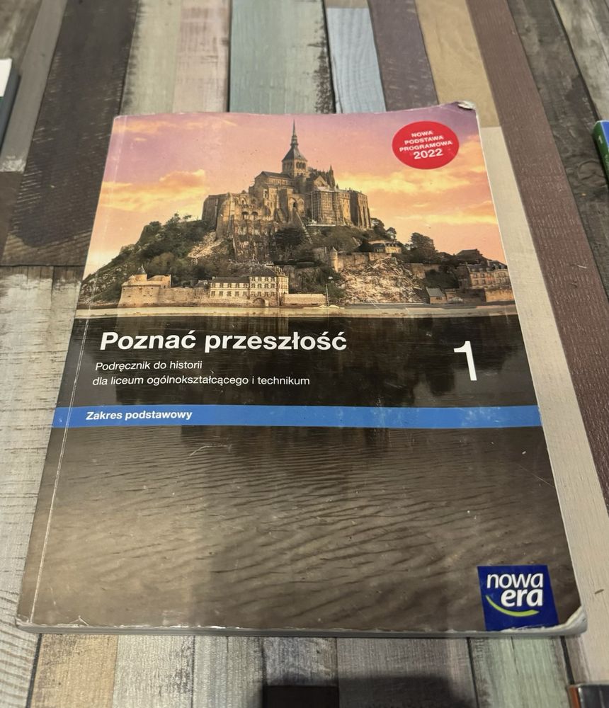 Zestaw ksiazek do szkol liceum /technikum kl 1