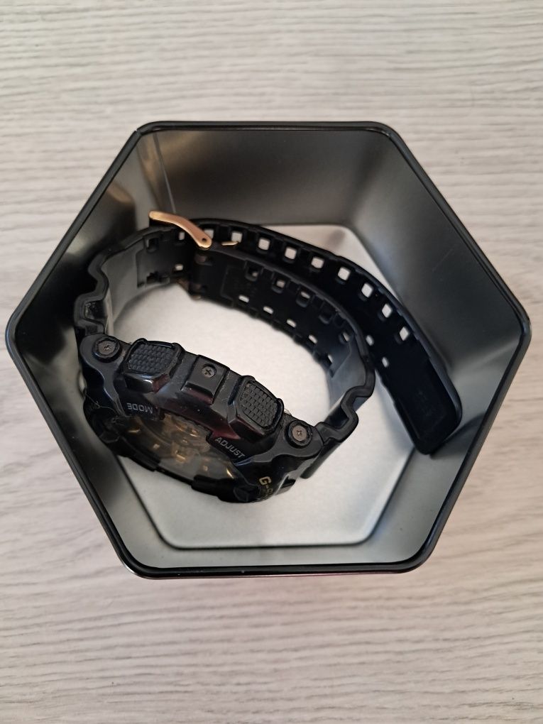 Casio męski zegarek G-Shock 5146 czarno złoty