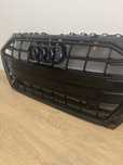 Grill atrapa audi a4 b9 czarny połysk