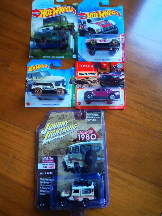 Camaro hot wheels novo com portes incluídos