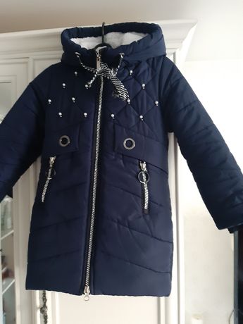 Продаю очень теплую зимнюю куртку,Турция,на рост 140-152