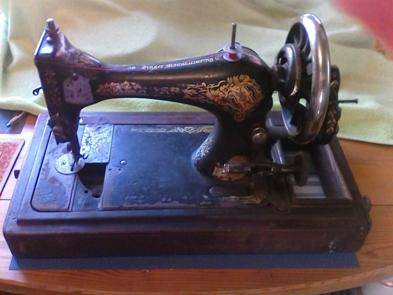 Швейная машина Зингер 1906-1908 гг. выпуска.