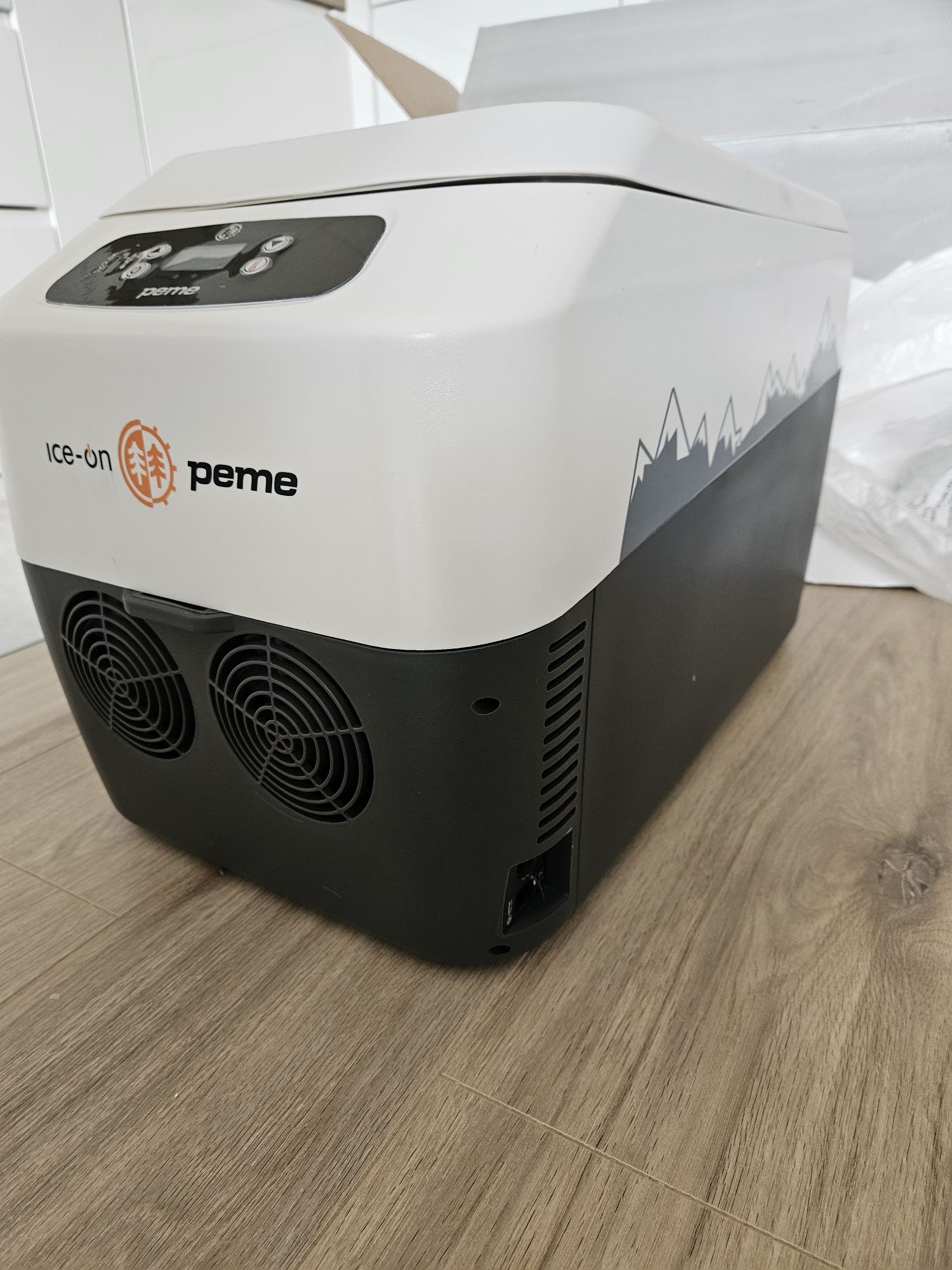 Lodówka turystyczna Peme Ice-on iOG-30L Adventure Orange + pasek na ra
