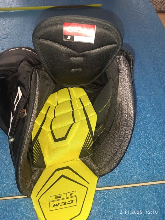 Spodnie hokejowe dziecięce CCM Tacks 9060 JR Small