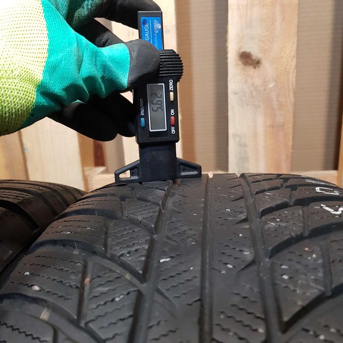 Bridgestone Blizzak LM001 205/60/16 Шини Зимові комплект 4шт з Європи