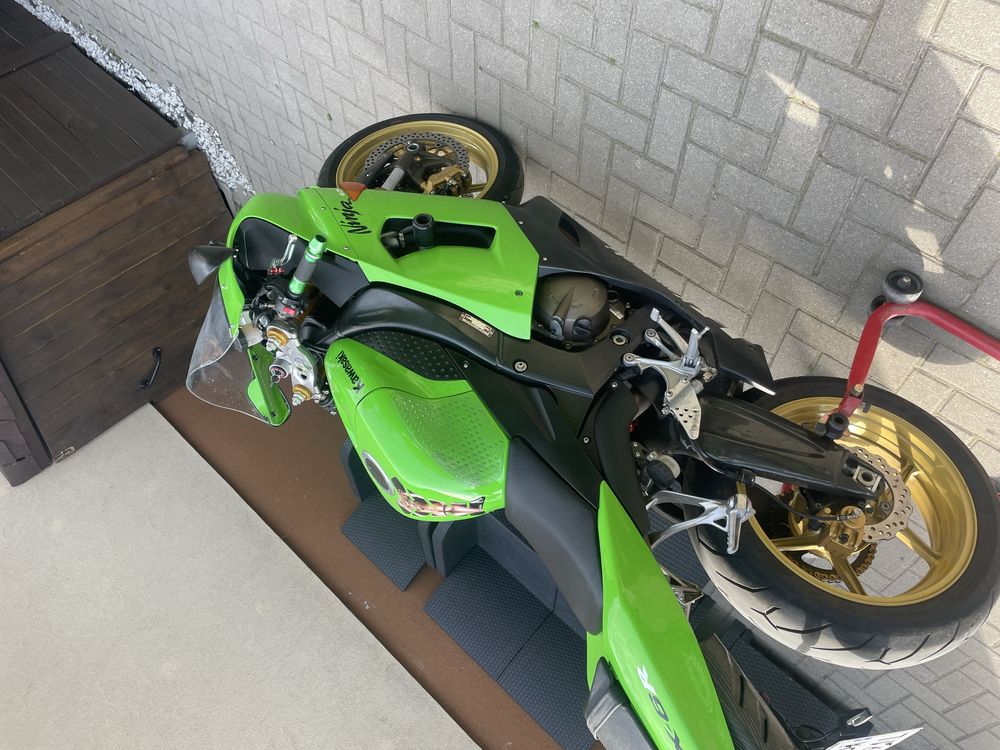 Kawasaki zx6r 636