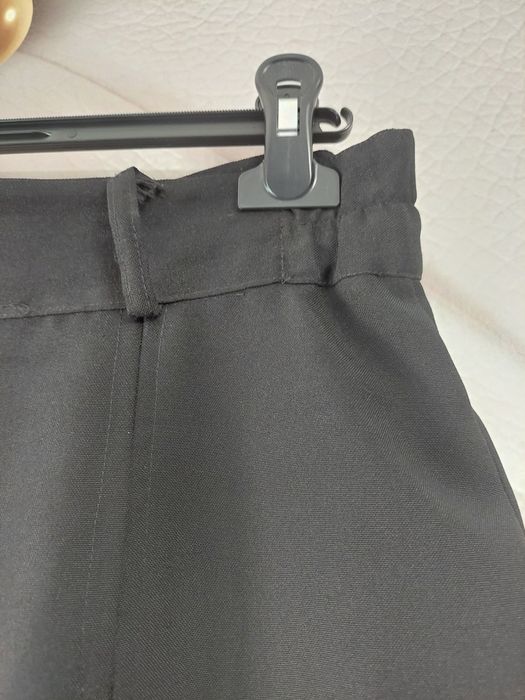 Długa elegancka czarna spódnica z rozporkiem plus size