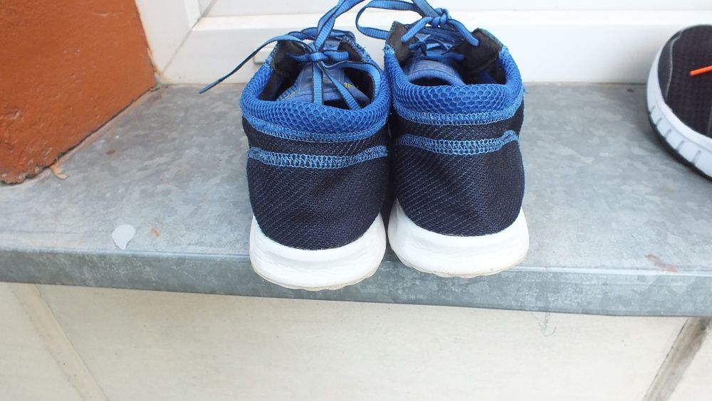 Super buty sportowe marki Adidas Los Angeles roz 44 i 2/3
