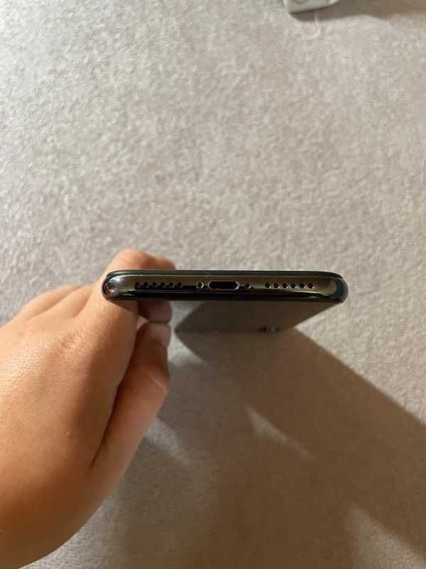 Iphone X 89% baterii