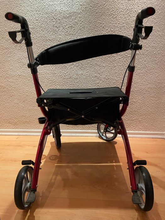 Chodzik rehabilitacyjny z siedziskiem czterokołowy RIO PREMIUM