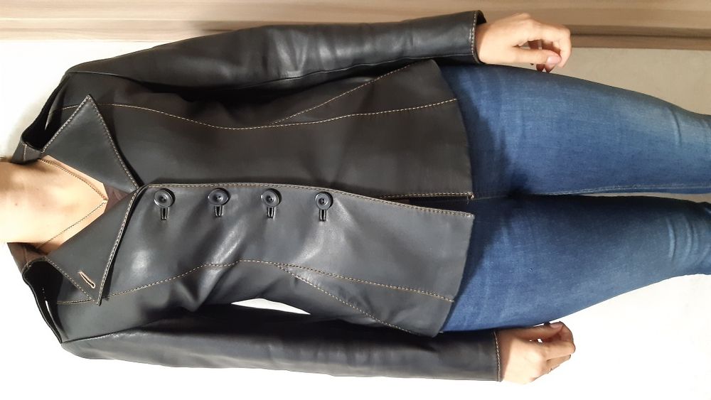 Кожаный пиджак женский