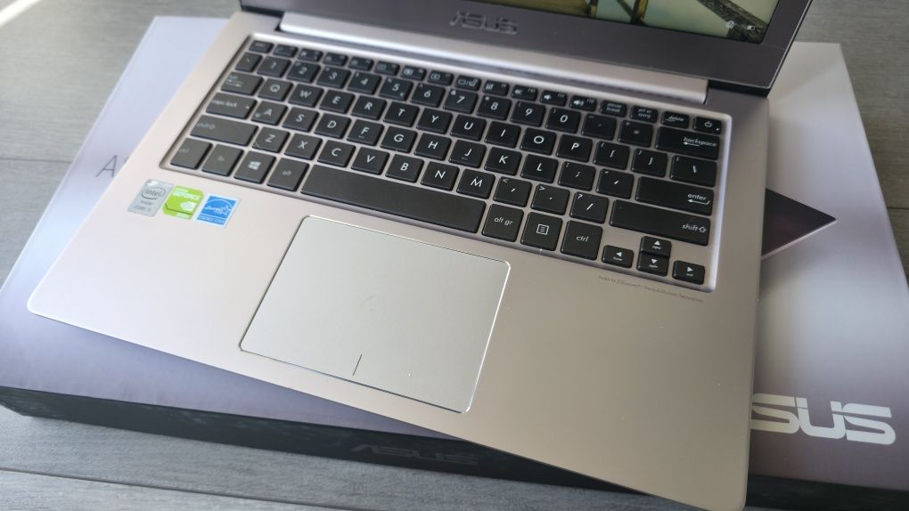 Ultrabook ASUS ZenBook UX303L