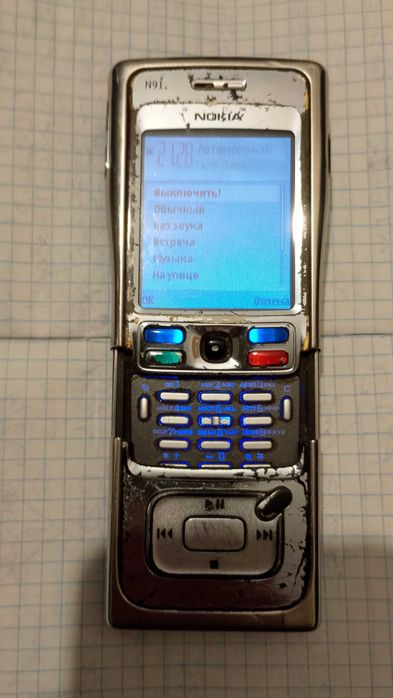 Телефон  Nokia N 91 в коллекцию .