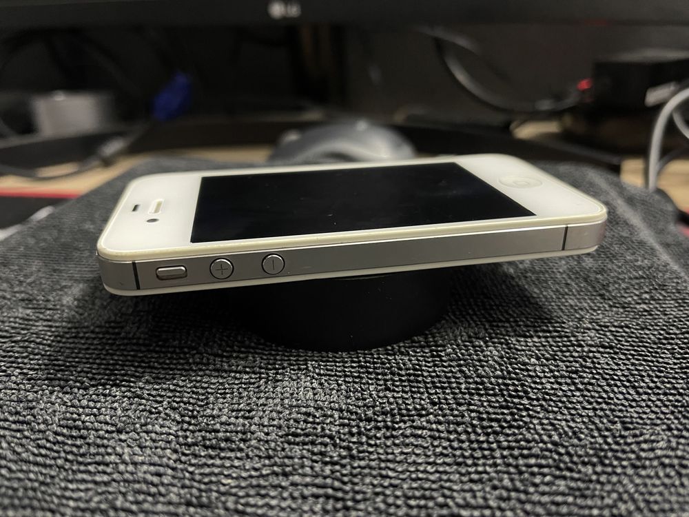Прода iPhone 4 супер
