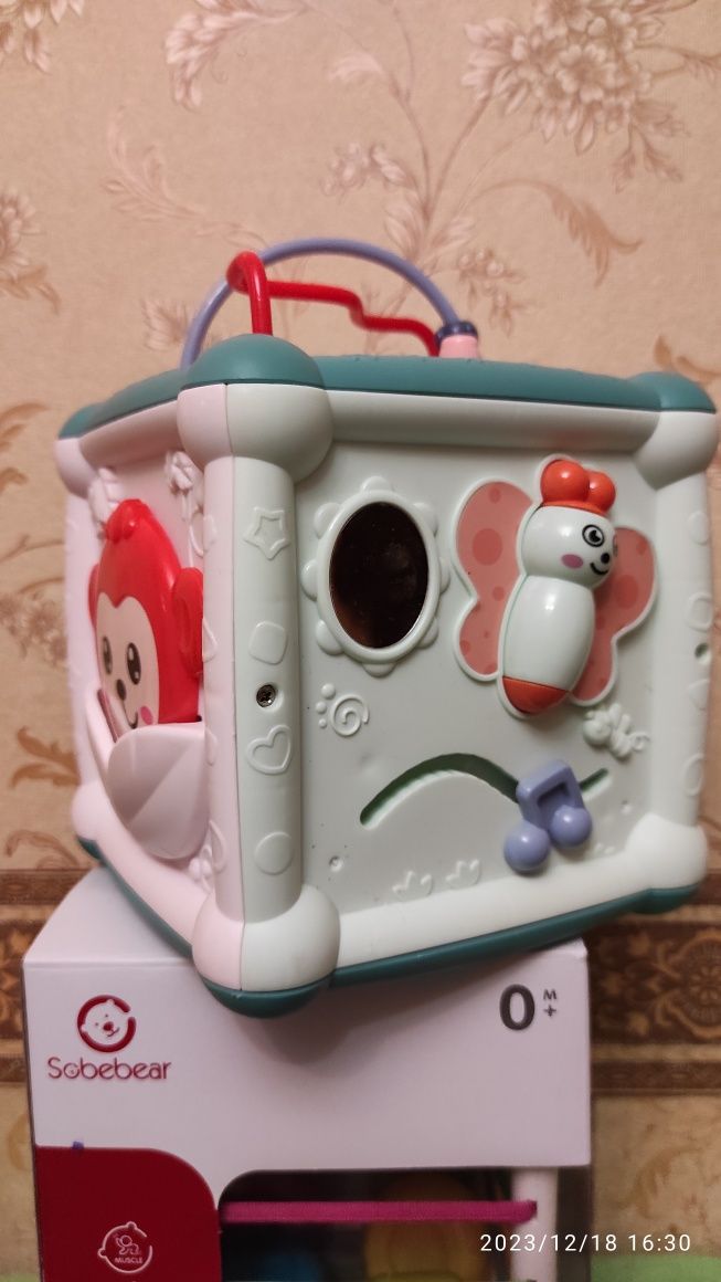 Срочно продам Развивающие игрушки