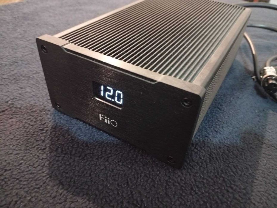 Лінійний блок живлення FiiO PL50