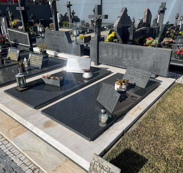 Sepultura Perpetua Castelo Maia