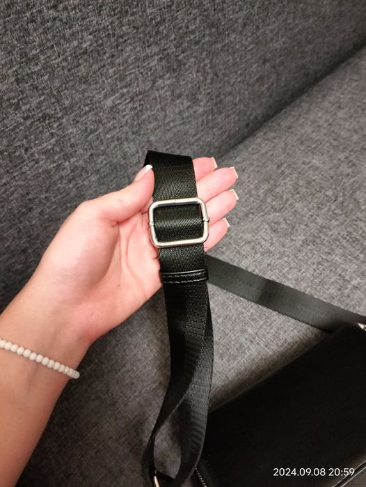 Жіноча маленька сумочка