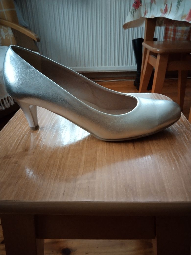 Buty na imprezę,studniówkę rozmiar 39 srebrne