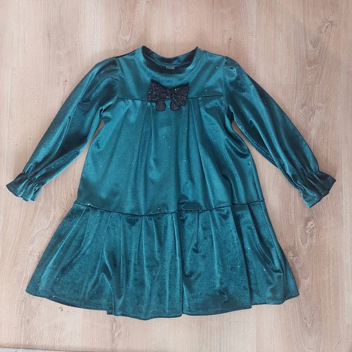 Sukienka świąteczna 116