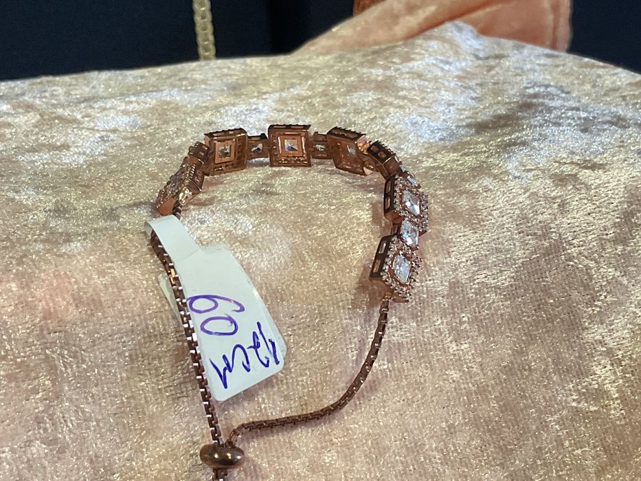 Pulseira prata com banho de ouro 24 cm/ Mais anúncios abaixo