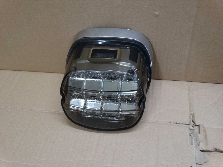 Lampa tył Harley Davidson Softail Dyna Touring Road King Electra Glide