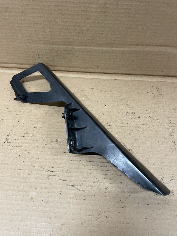 Osłona łańcucha gsxr k4-k5 600