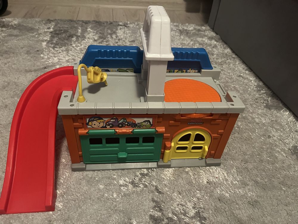 Sprzedam warsztat dla dziecka fisher price