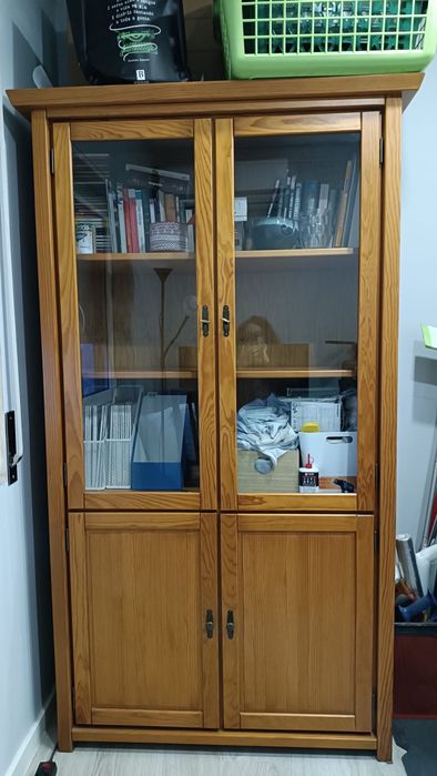 Armario arrumação de madeira