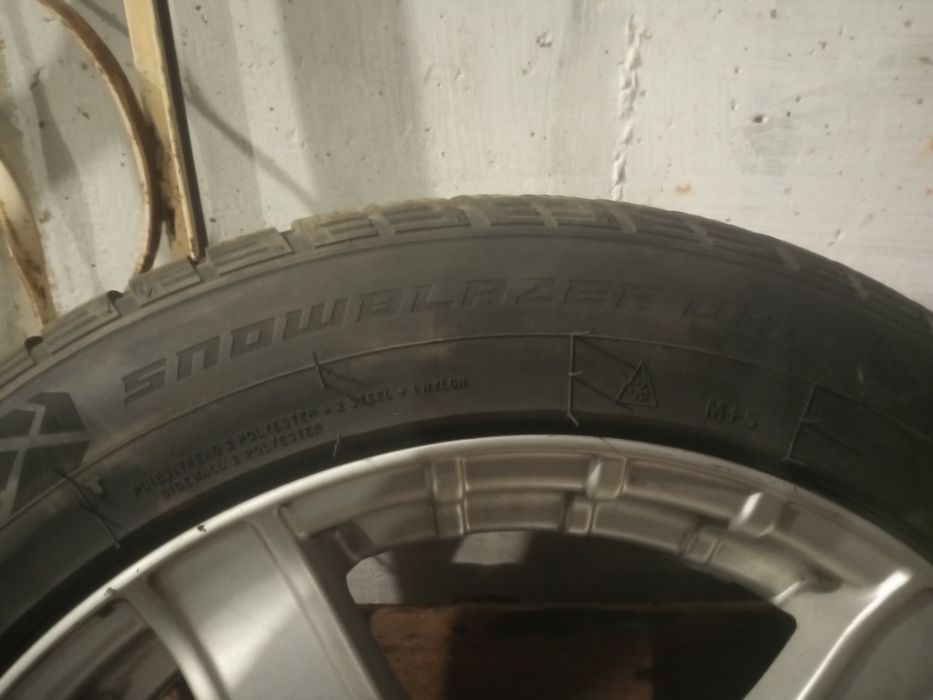 Продам колёса на BMW на 18