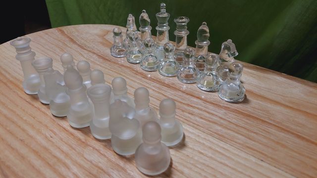 Шахмати скляні (не повний набір)