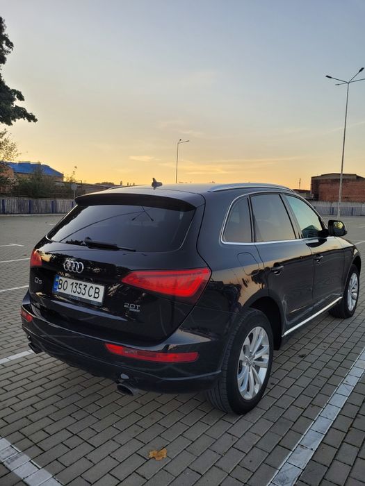 Ауді Q5 2014 року 2.0 бензин