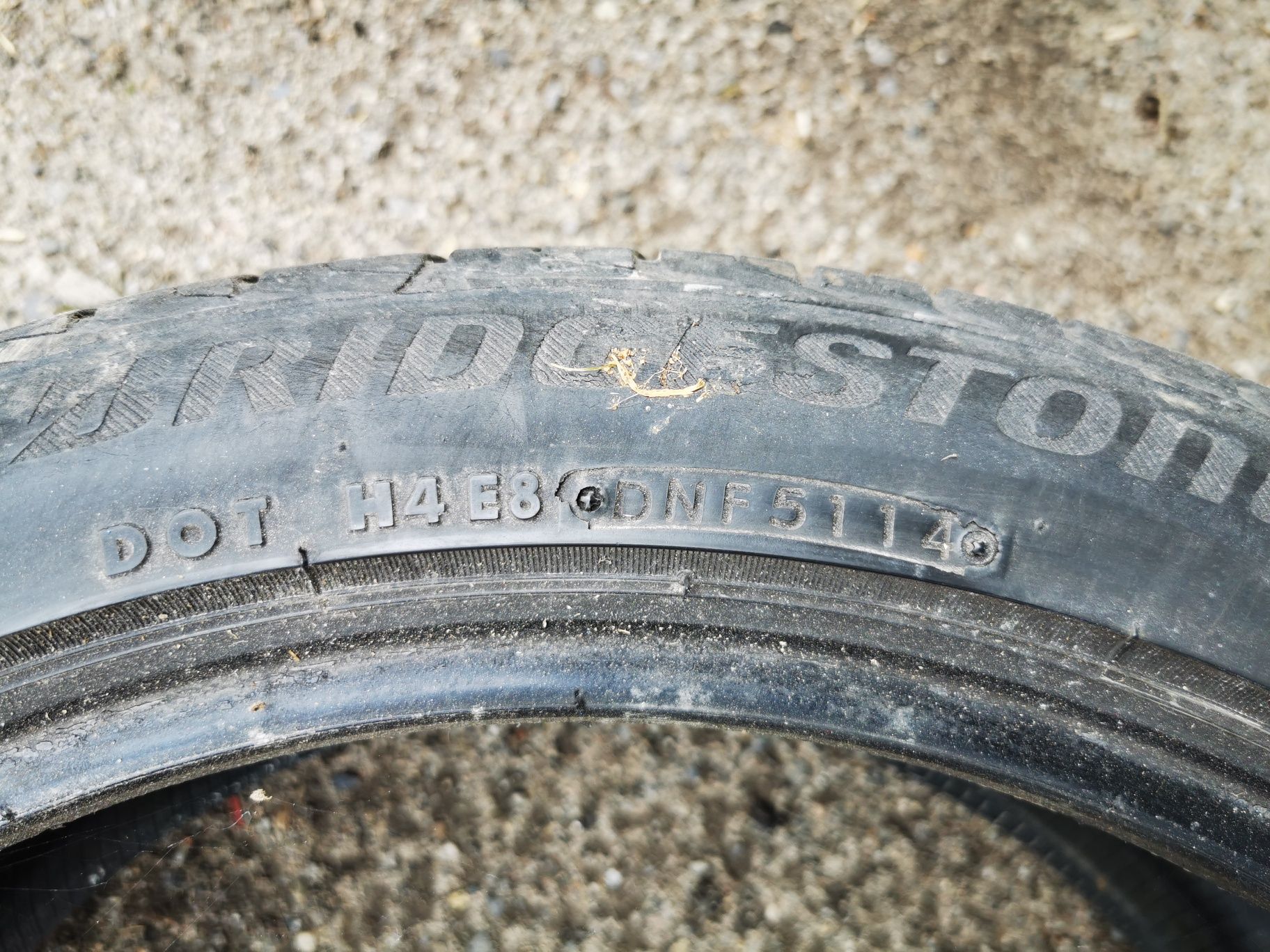 Bridgestone 225/45 R19 2szt