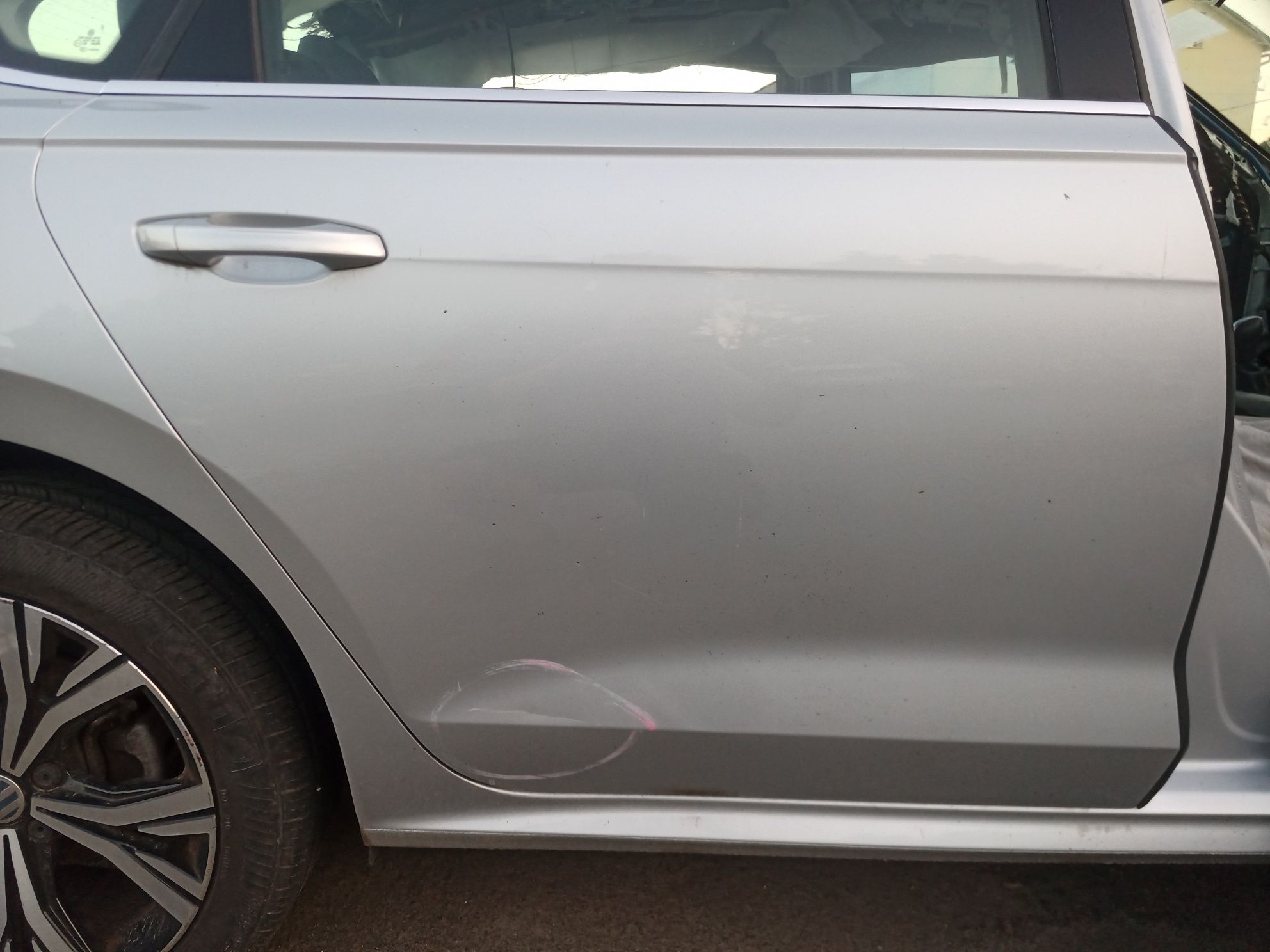 Двери дверь дверка VW Passat b8 NMS b9 Б9 USA пассат двері 19-24