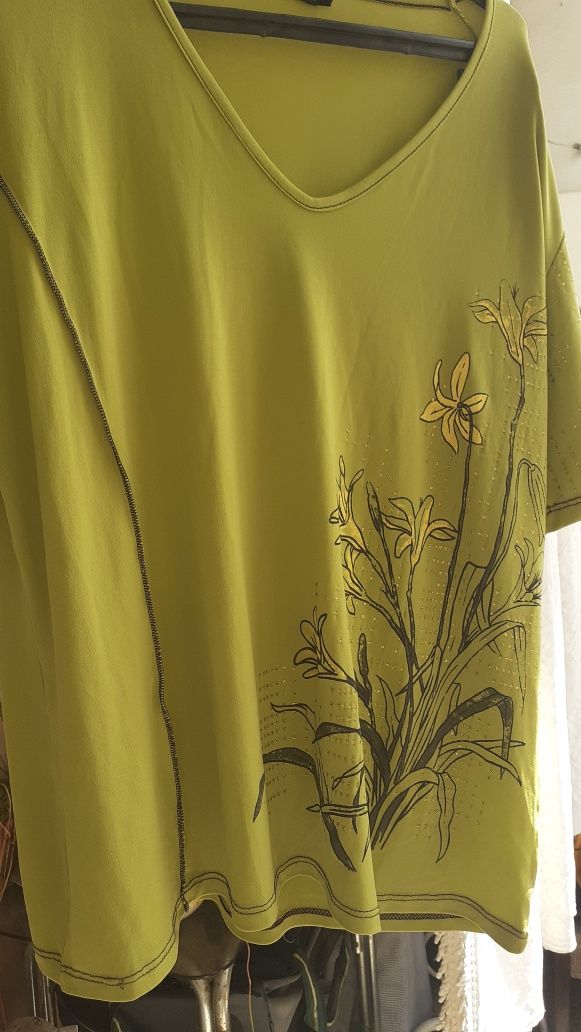 Blusa de malha de seda verde limão  tamanho m l comestampa castanha e