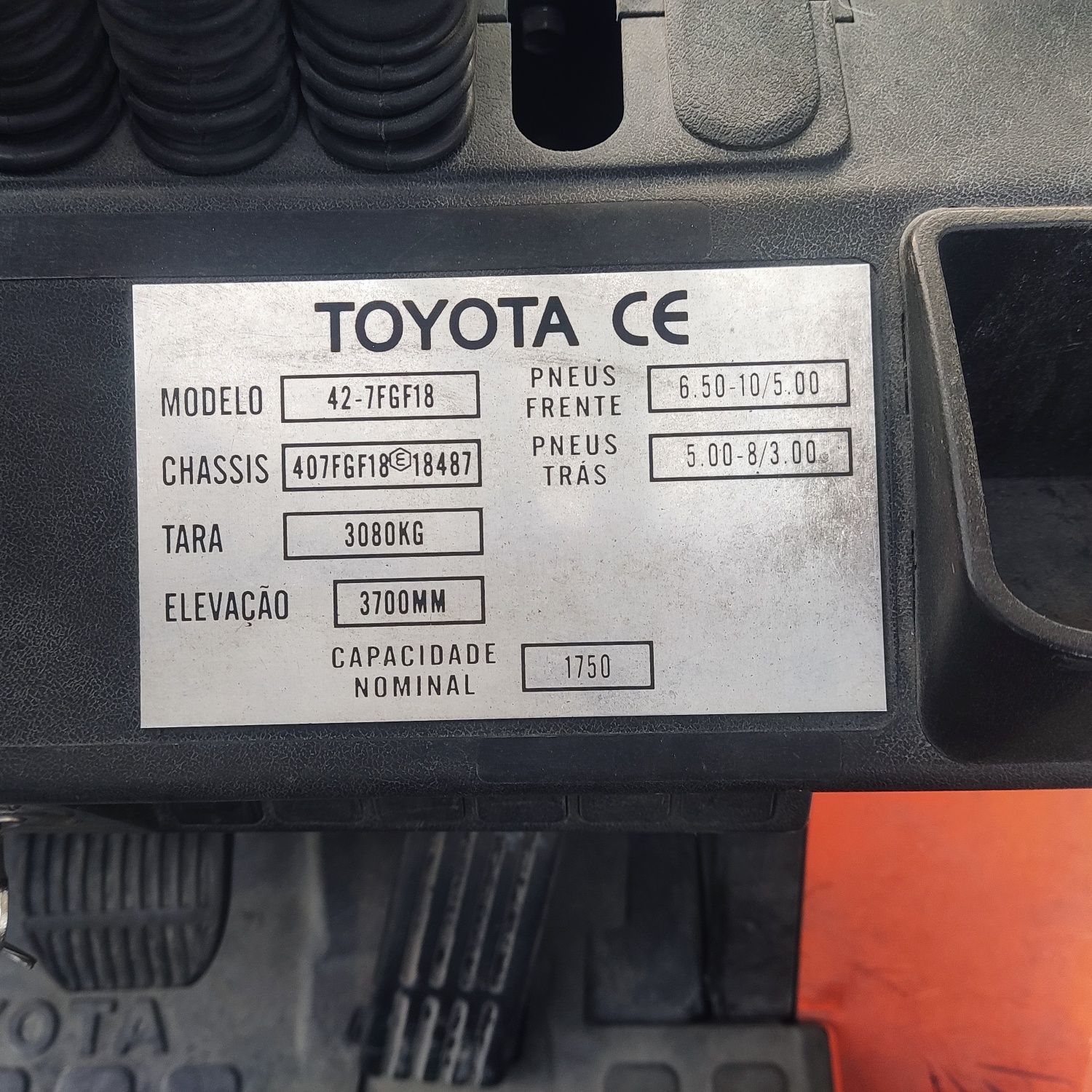 Empilhador Toyota FG18